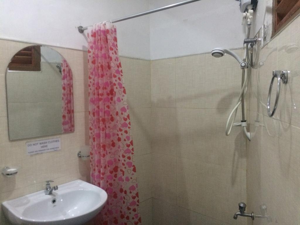 康提绿色伍兹宾馆公寓 外观 照片